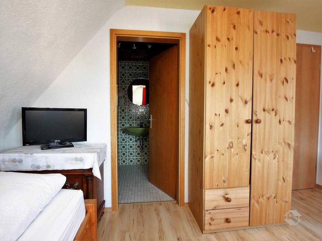 Gaestehaus Klingele Hinterzarten Habitación foto