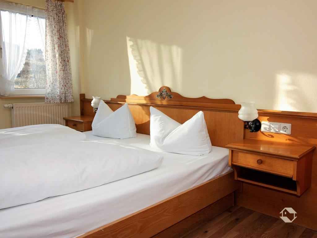Gaestehaus Klingele Hinterzarten Habitación foto